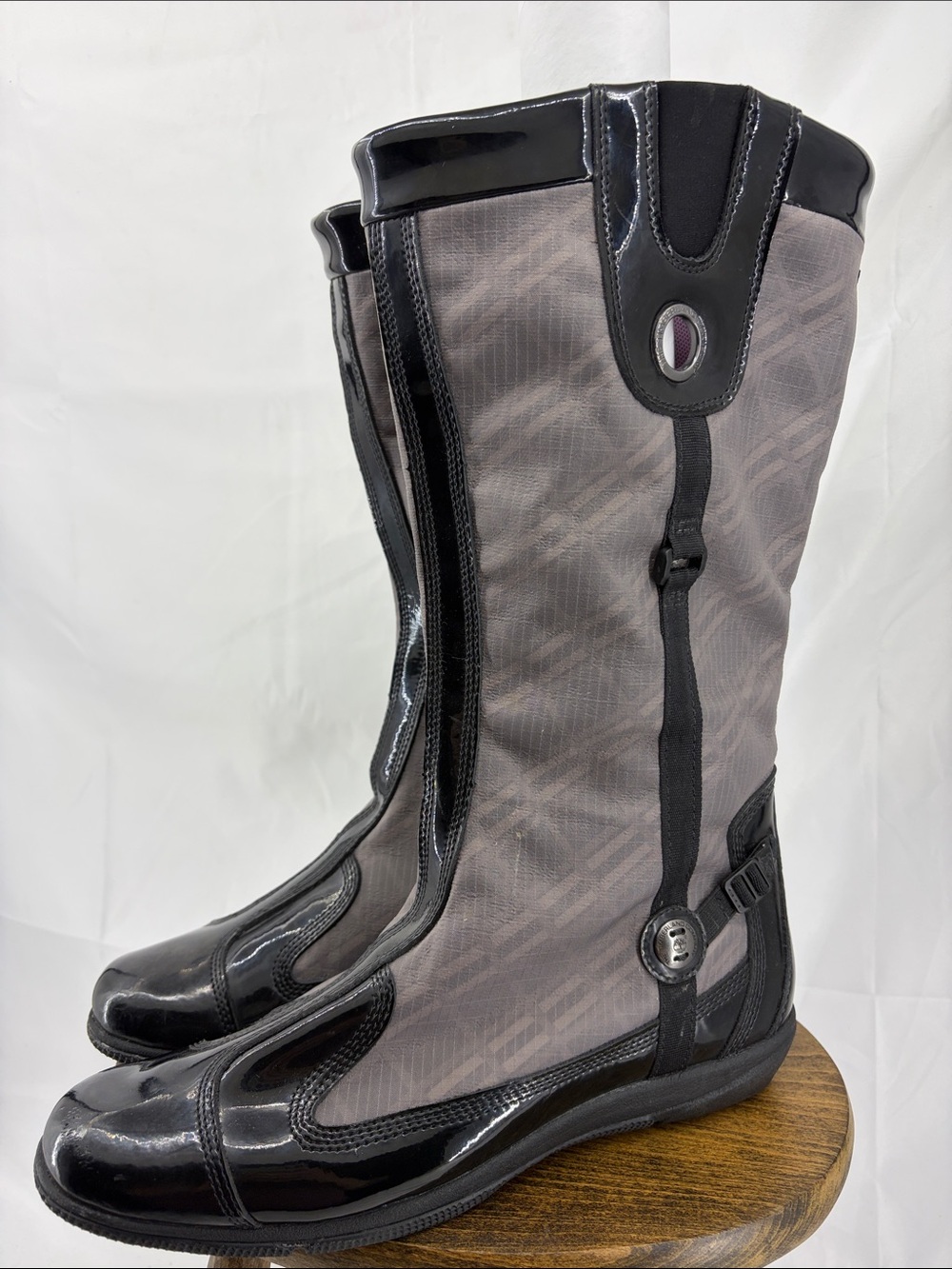 Timberland Womens Cohasset Tall Boots w/ Gray Plaid and Patent Leather, sz 10
